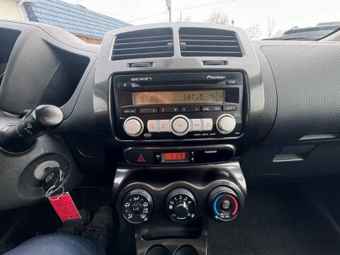 2009 Scion xD