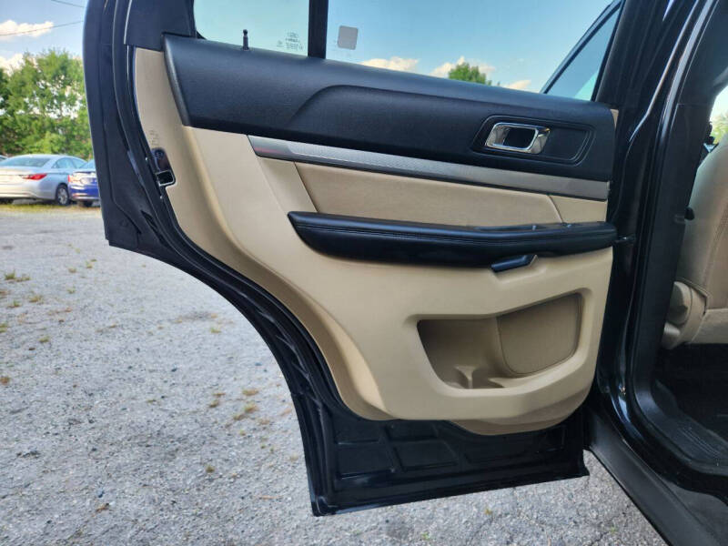 2016 Ford Explorer