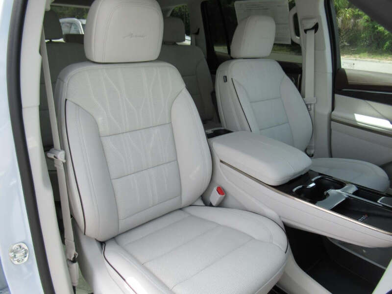 2026 Buick Enclave Avenir