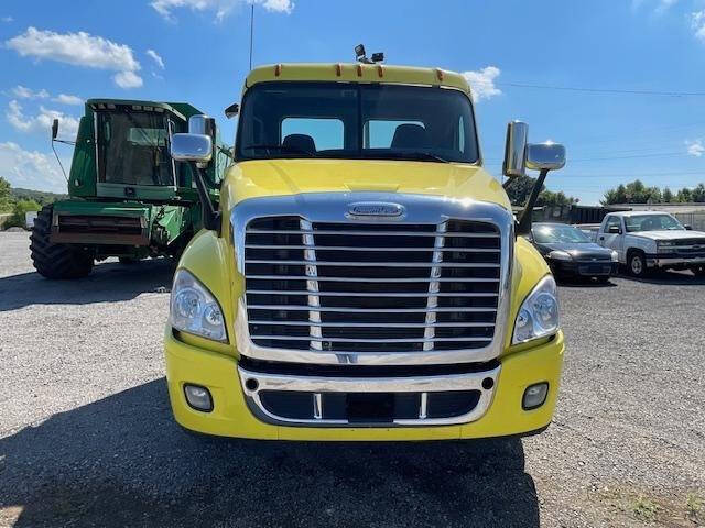2016 Freightliner Cascadia