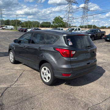 2019 Ford Escape S