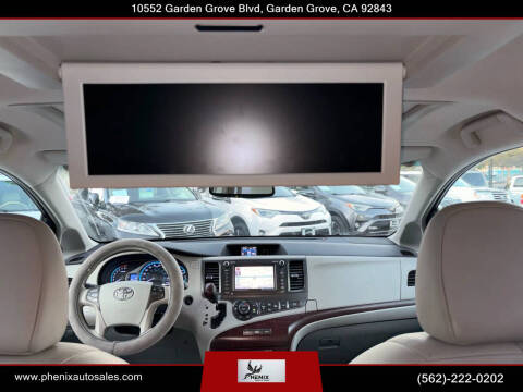 2011 Toyota Sienna Limited 7-Passenger