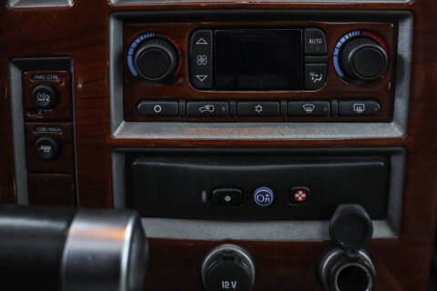 2003 HUMMER H2 Lux Series