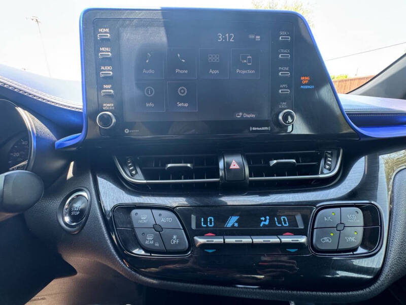 2020 Toyota C-HR XLE