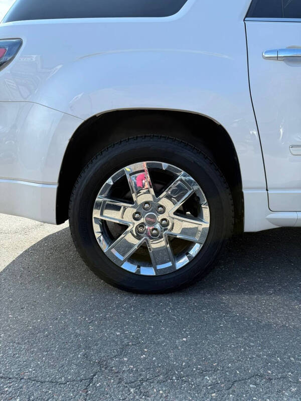 2016 GMC Acadia Denali