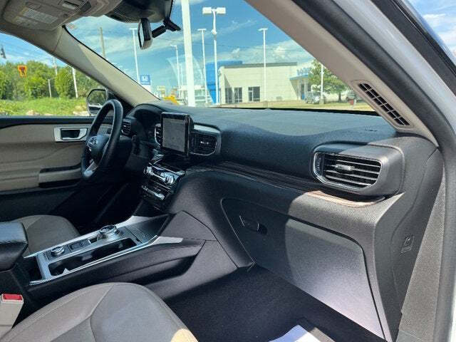 2023 Ford Explorer 29