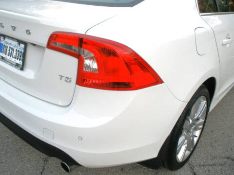 2013 Volvo S60 T5 Platinum