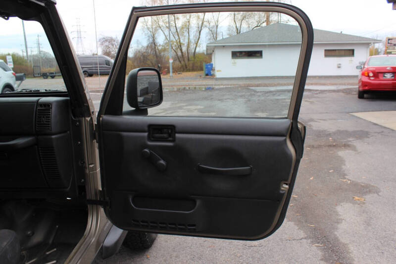 2004 Jeep Wrangler SE