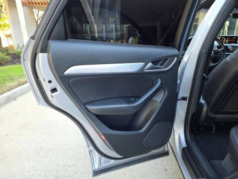 2016 Audi Q3 2.0T Premium Plus