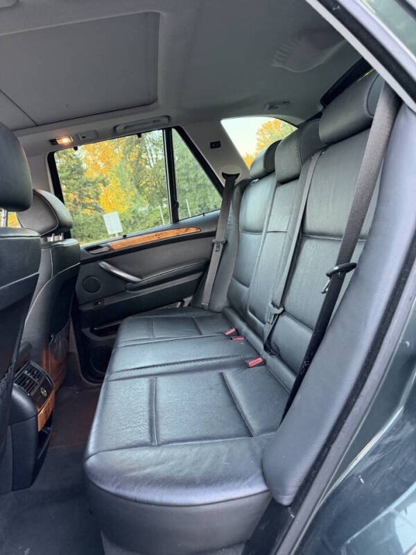 2004 BMW X5 3.0i