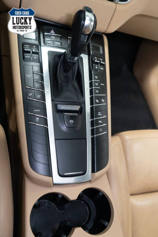 2018 Porsche Macan