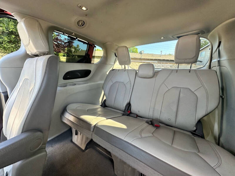2018 Chrysler Pacifica Touring L Plus