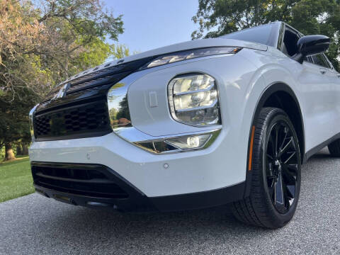 2024 Mitsubishi Outlander SE Black Edition