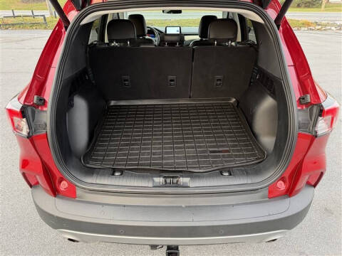 2021 Ford Escape Hybrid Titanium