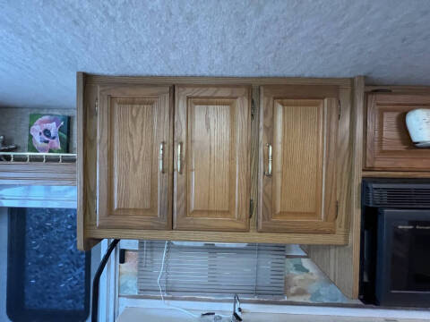 2000 Winnebago Adventurer