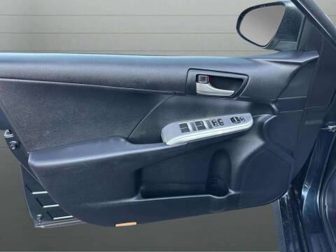 2012 Toyota Camry SE