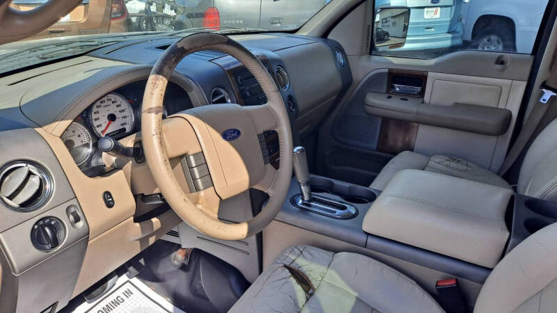 2004 Ford F-150 Lariat