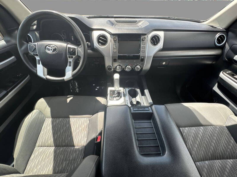 2018 Toyota Tundra SR5