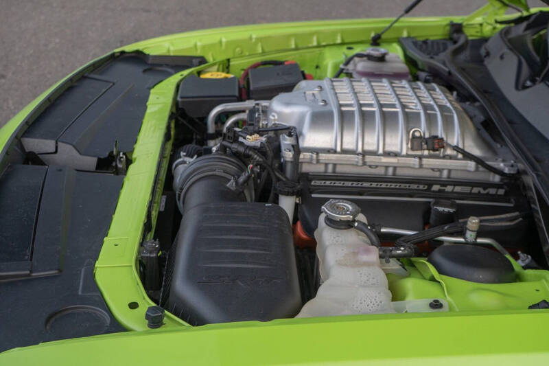 2015 Dodge Challenger SRT Hellcat