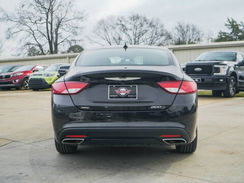 2015 Chrysler 200 S
