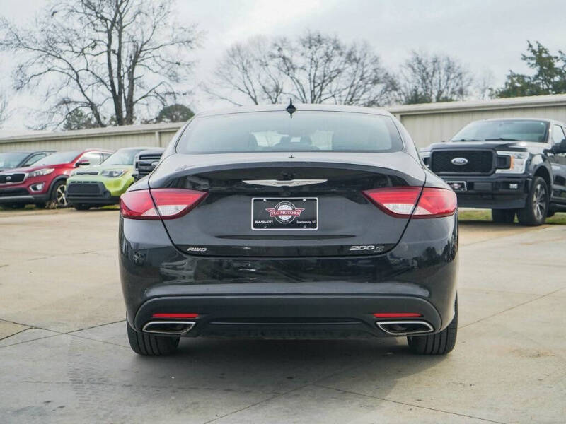 2015 Chrysler 200 S
