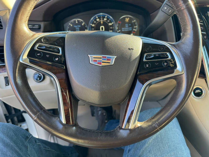 2015 Cadillac Escalade ESV Luxury