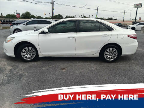 2015 Toyota Camry for sale at Mid Valley Motors in La Feria TX