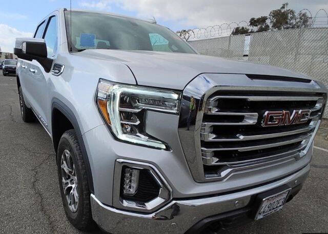 Used 2021 GMC Sierra 1500 SLT with VIN 3GTU9DED4MG283918 for sale in Bloomington, IL
