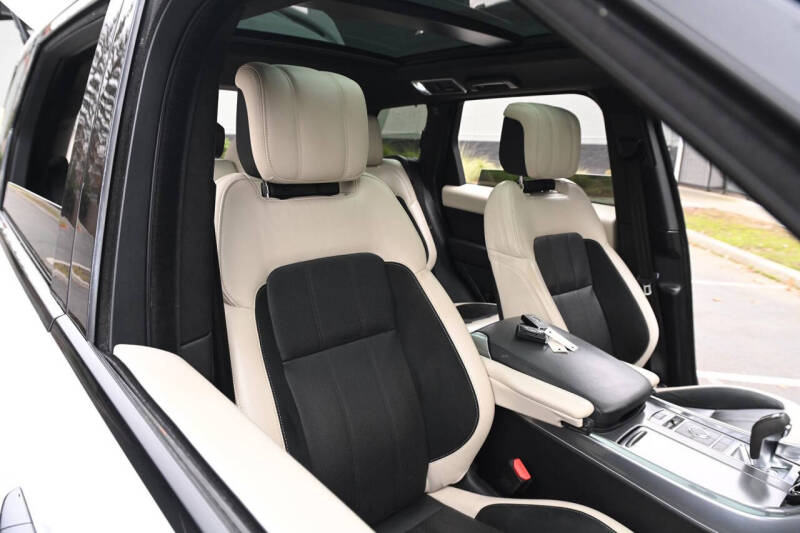 2019 Land Rover Range Rover Sport HST