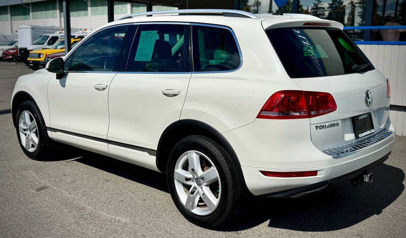 2011 Volkswagen Touareg TDI Lux