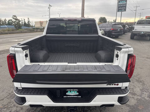2021 GMC Sierra 1500 AT4