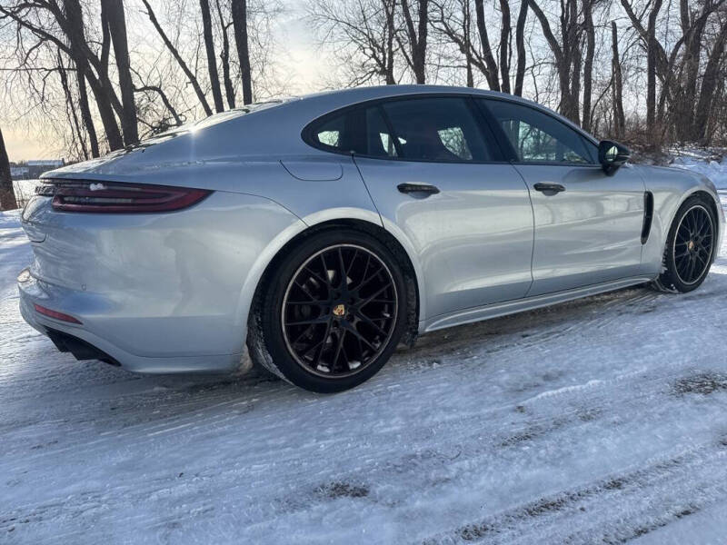 2017 Porsche Panamera 4S