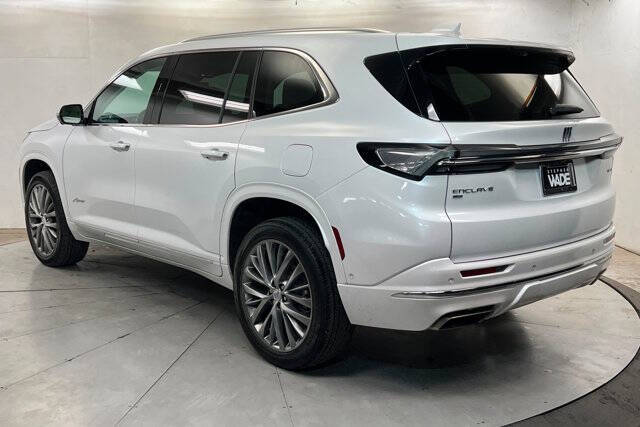 2025 Buick Enclave Avenir