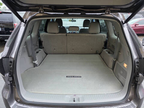 2016 Toyota Highlander LE Plus