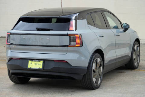 2025 Volvo EX30 Twin Plus