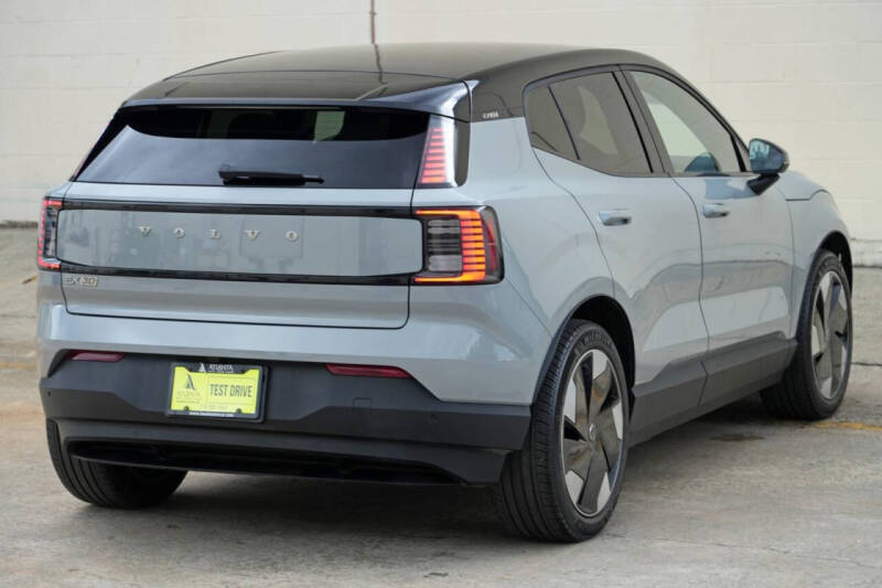 2025 Volvo EX30 Twin Plus