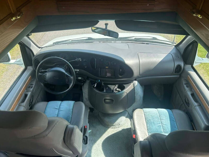 1999 Ford E-Series E-350 SD