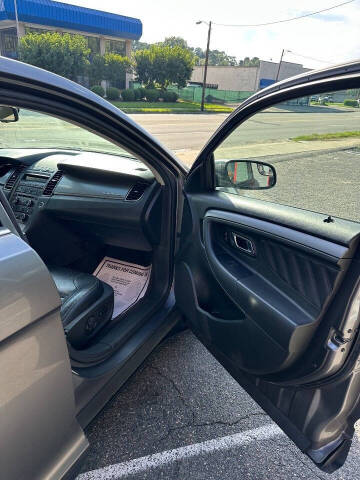 2012 Ford Taurus SEL