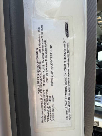 2017 Freightliner M2 106