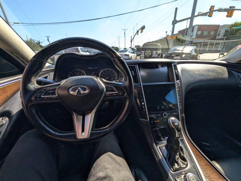 2018 Infiniti Q50 3.0T Luxe