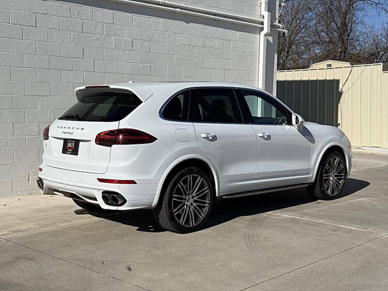 2017 Porsche Cayenne S