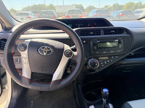 2013 Toyota Prius c One