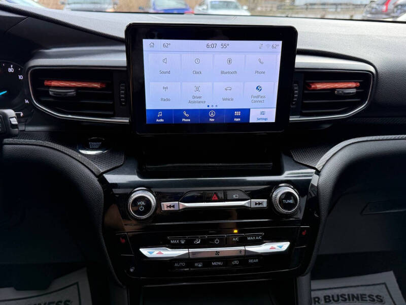 2023 Ford Explorer ST-Line