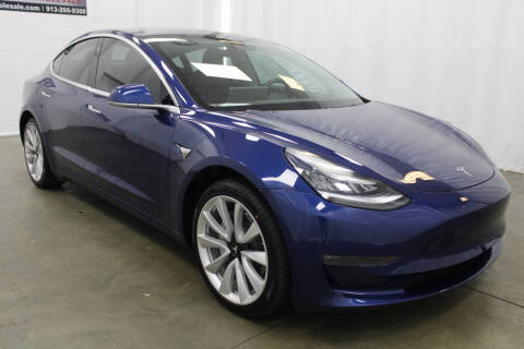 2019 Tesla Model 3 Mid Range