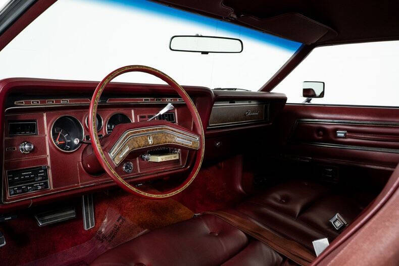 1975 Ford Thunderbird