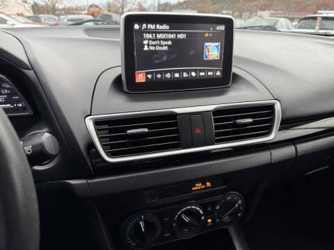 2015 Mazda MAZDA3 i Sport