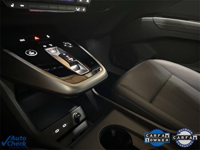 2024 Audi Q4 e-tron quattro Premium Plus 50