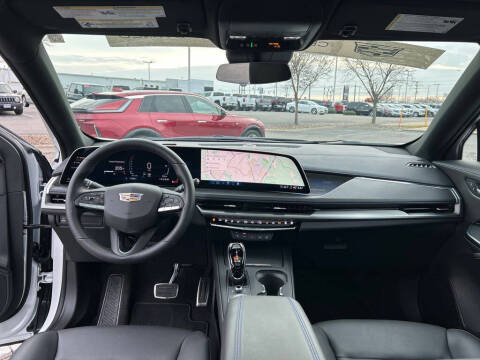 2025 Cadillac XT4 Sport