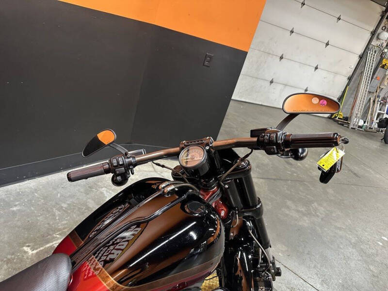 2017 Harley-Davidson FXSE - CVO™ Pro Street B