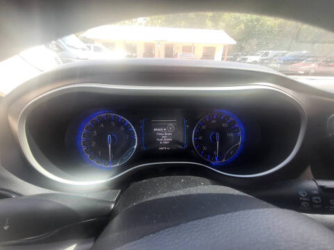 2017 Chrysler Pacifica Touring